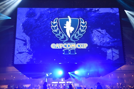 画像ギャラリー No.002のサムネイル画像 / 「カプコンカップ11」決勝大会レポート。翔選手がチリの新星Blaz選手を打ち倒し,「ストリートファイター6」世界最強の座に輝く
