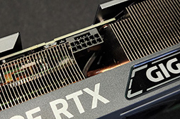 画像集 No.017のサムネイル画像 / 4K×3画面も楽勝なノートPC向けGeForce RTX 40の性能が明らかに。GeForce NOWはローカルPCよりも低遅延に？