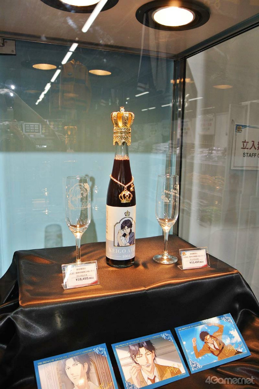 画像ギャラリー No.010のサムネイル画像 / 「手塚ゾーン」黄金像に跡部様の立像も! フォトスポット&等身大パネルで楽しむ「アニメ『テニスの王子様』展」東京会場レポート