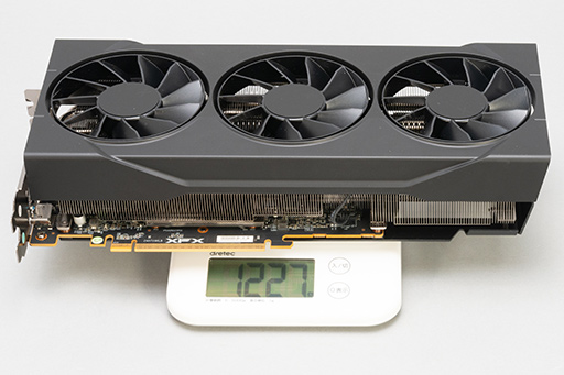 画像ギャラリー No.012のサムネイル画像 / AMDの新ミドルハイGPU「Radeon RX 9070 GRE」は,RX 9070とRX 9060 XTの間に入り,ゲームによってはGeForce RTX 5070を上回ることも