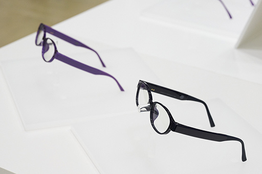 画像集#012のサムネイル/国際メガネ展「IOFT 2021」で，鼻当てのないゲーマー向けメガネとセンサー内蔵スマートグラスがゲーマーにお勧め