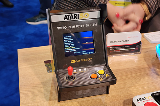 画像集 No.004のサムネイル画像 / Atari 50周年記念のゲーム機が，ミニサイズレトロゲーム機の「My Arcade」から2023年末に登場。実機をチェックしてきた