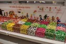 画像集 No.054のサムネイル画像 / 国内初の任天堂直営店「Nintendo TOKYO」やカプコン初のオフィシャルショップが並ぶ，ゲームファン必見の「渋谷PARCO」6階をレポート