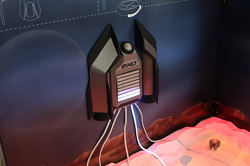 画像ギャラリー No.009のサムネイル画像 / 現代版エレメカな機械式ゲーム「Proyecto EXO」を体験。盤面の立体物に映像を重ねる異色の一台［TGS2026］